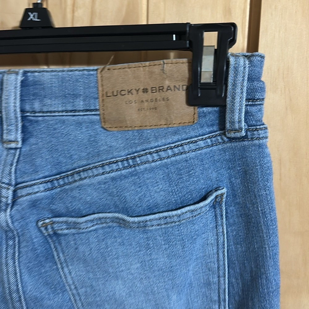 Lucky Brand Ava Mid Rise Super Skinny light wash - Picture 4 of 6